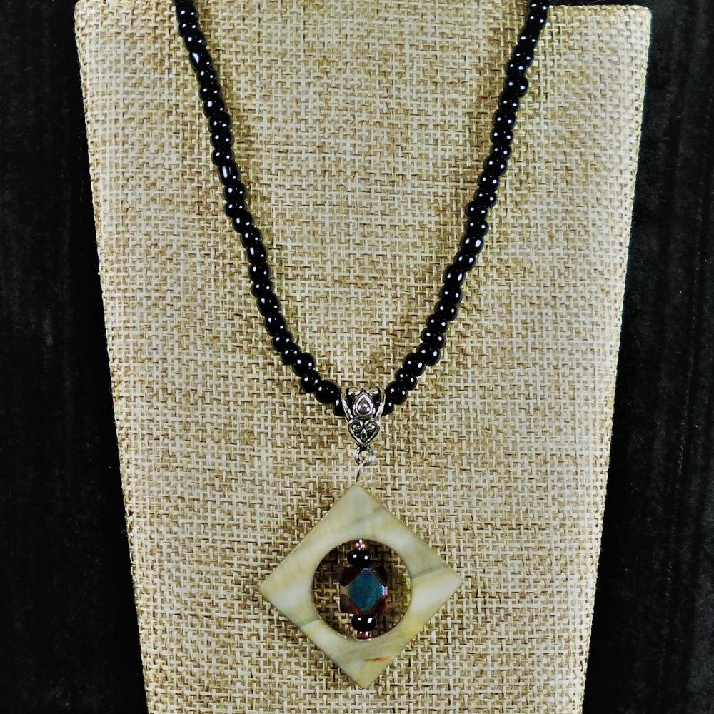 pendant shell glass beaded